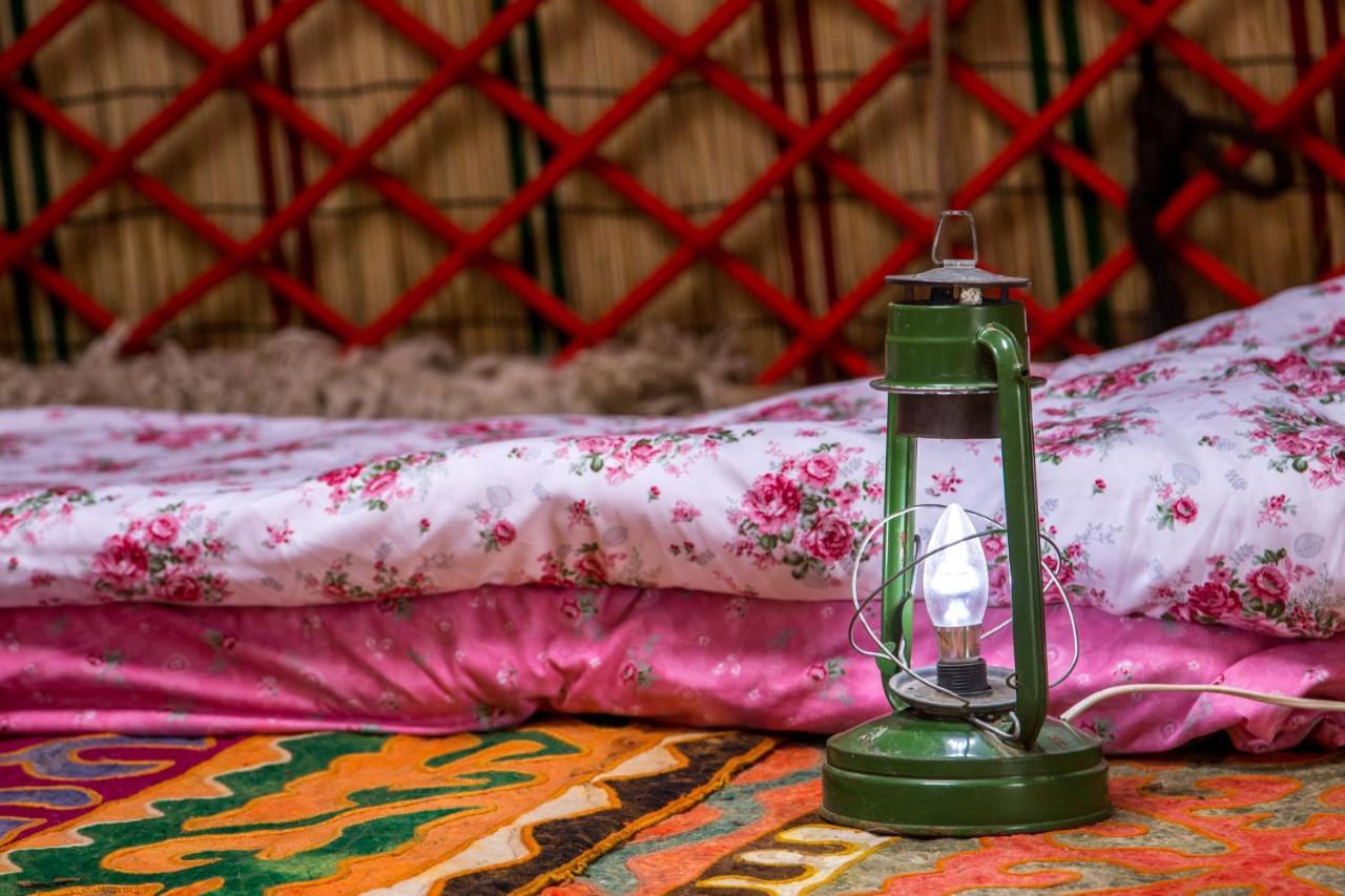 Jaichy Yurt Camp Hotel Kek-Say ภายนอก รูปภาพ